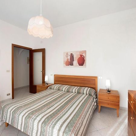 Appartement Trilocale Mazzini Con 2 Balconi à Varazze Extérieur photo