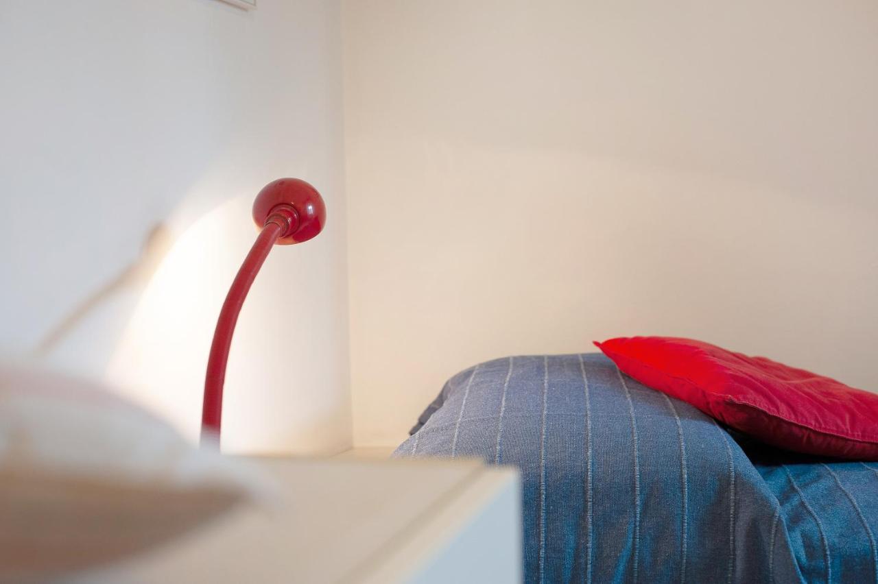 Appartement Trilocale Mazzini Con 2 Balconi à Varazze Extérieur photo